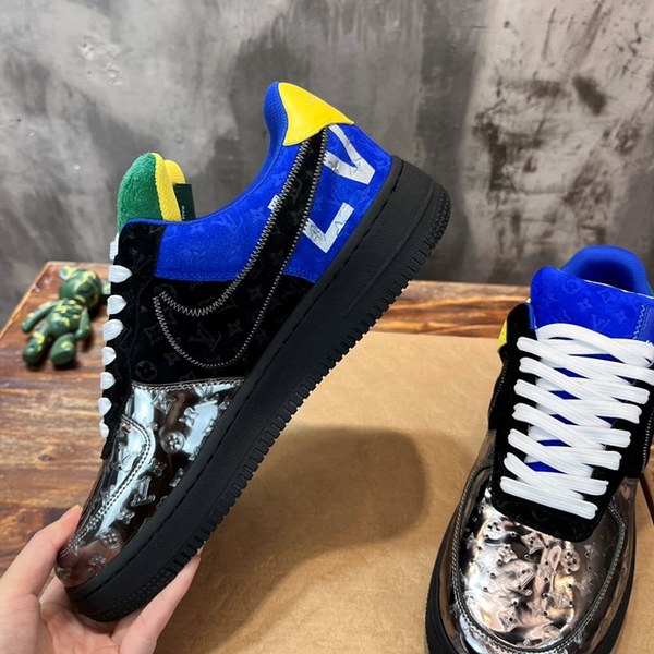 루이비통 X 나이키 에어포스 1 로우 바이 버질 아블로 멧 실버 블랙 [리셀가1350만원대]