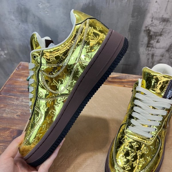 루이비통 X 나이키 에어포스 1 로우 바이 버질 아블로 멧골드 [리셀거1000만원대]
