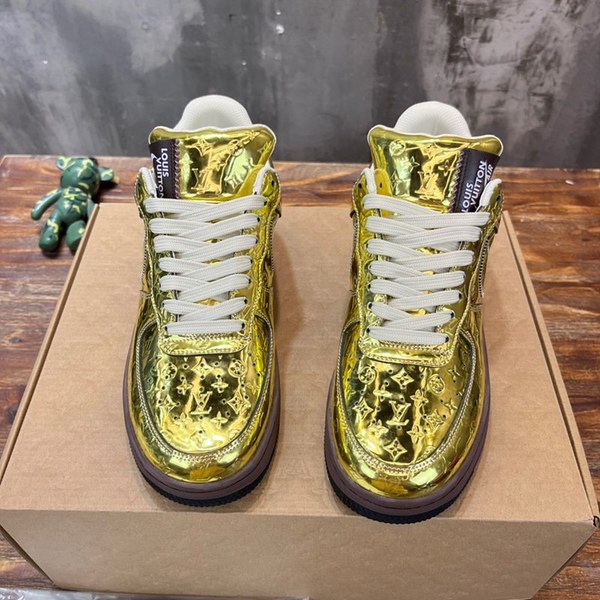 루이비통 X 나이키 에어포스 1 로우 바이 버질 아블로 멧골드 [리셀거1000만원대]