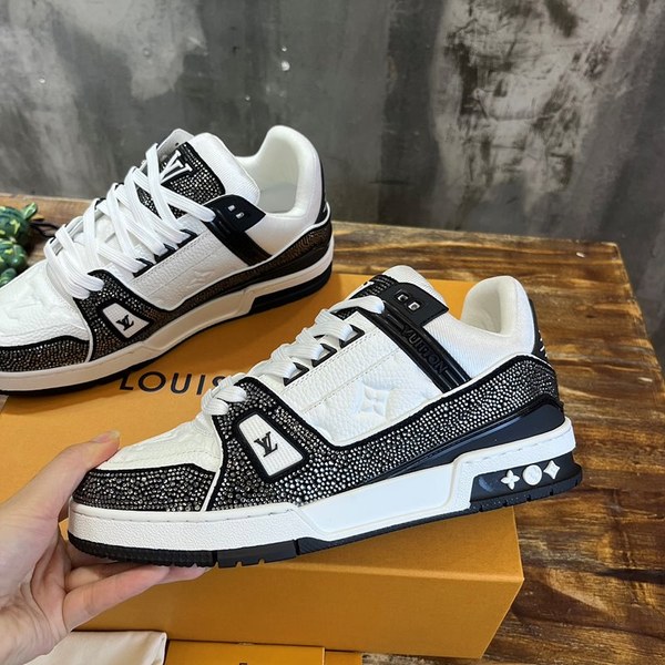 루이비통 LV 트레이너 스니커즈 [매장가 190만원대]