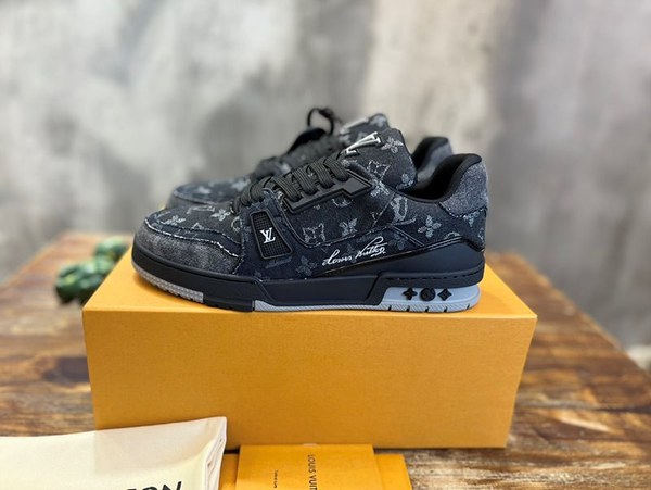 루이비통 LV 트레이너 스니커즈 [매장가 190만원대]