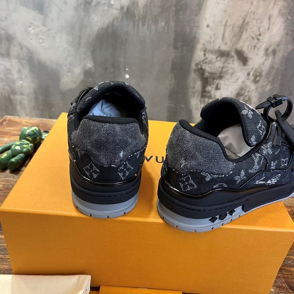 루이비통 LV 트레이너 스니커즈 [매장가 190만원대]