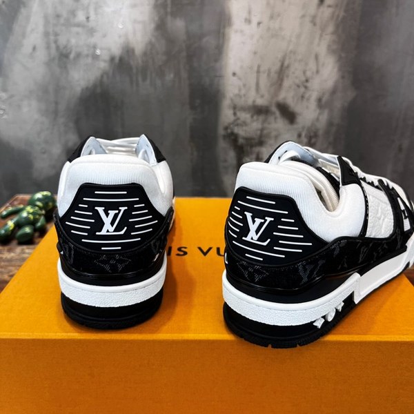 루이비통 LV 트레이너 스니커즈 [매장가 190만원대]