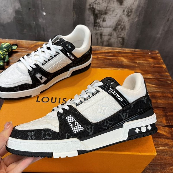 루이비통 LV 트레이너 스니커즈 [매장가 190만원대]