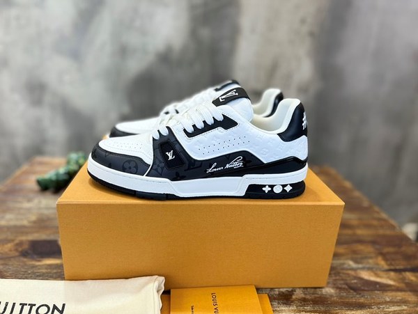 루이비통 LV 트레이너 스니커즈 [매장가 190만원대]