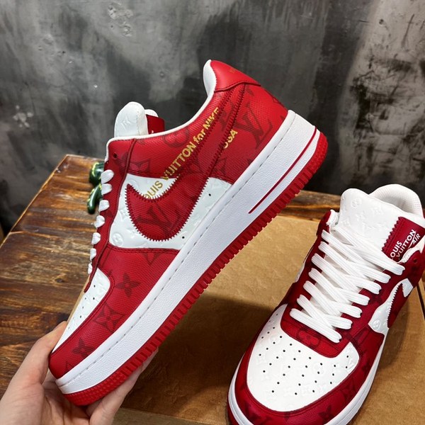 루이비통 X 나이키 에어포스 1 로우 바이 버질 아블로 화이트 코멧 레드 [리셀가600만원대]