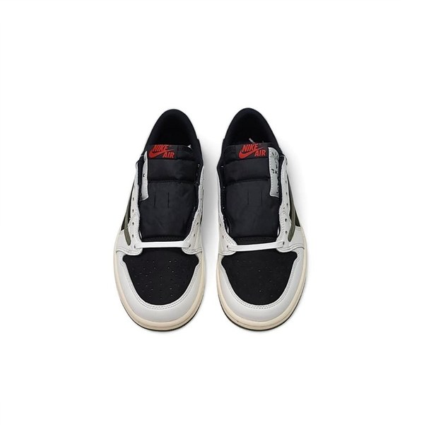 나이키 조던 X 트래비스 스캇 에어 조던 1 로우 스니커즈