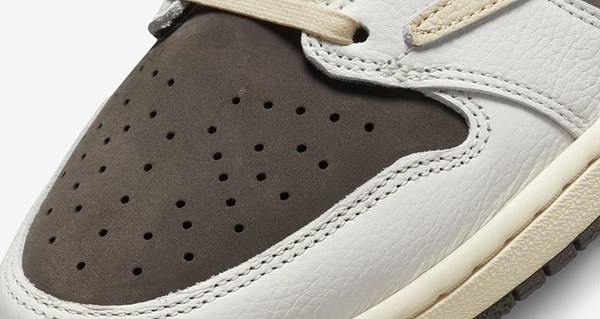 나이키 조던 X 트래비스 스캇 에어 조던 1 로우 스니커즈