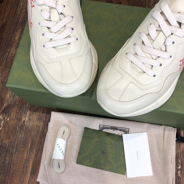 구찌 레드 로고 프린팅 스니커즈 [매장가 140만원대]