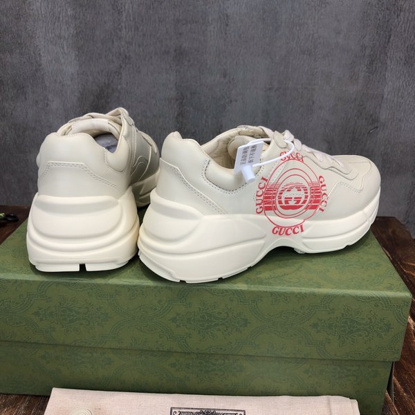 구찌 레드 로고 프린팅 스니커즈 [매장가 140만원대]