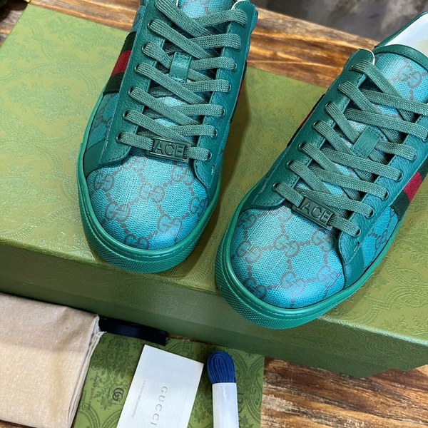 구찌 그린 GG 크리스털 [매장가 110만원대]