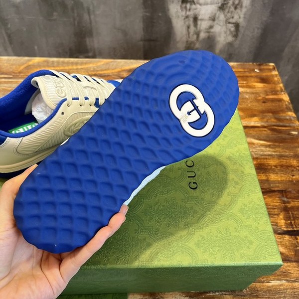 구찌 오프화이트 블루 레더 스니커즈 [매장가 120만원대]