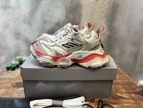 발렌시아가 카고 스니커즈 [매장가180만원대]