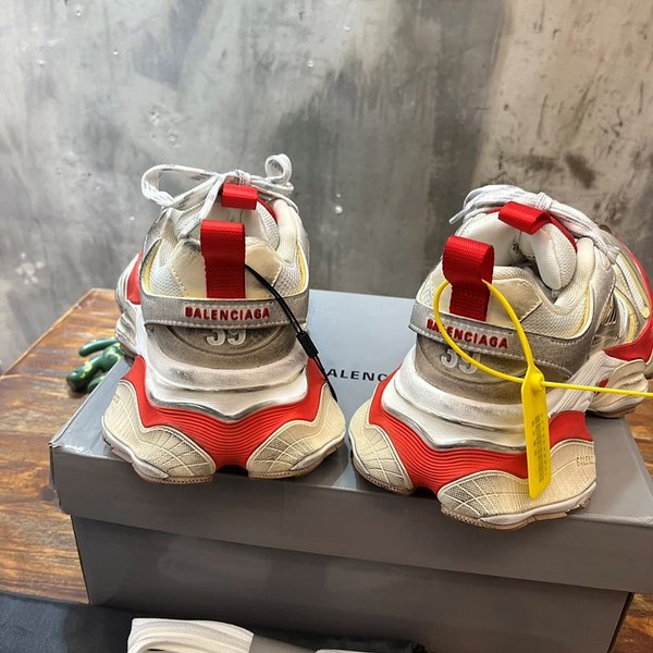 발렌시아가 카고 스니커즈 [매장가180만원대]