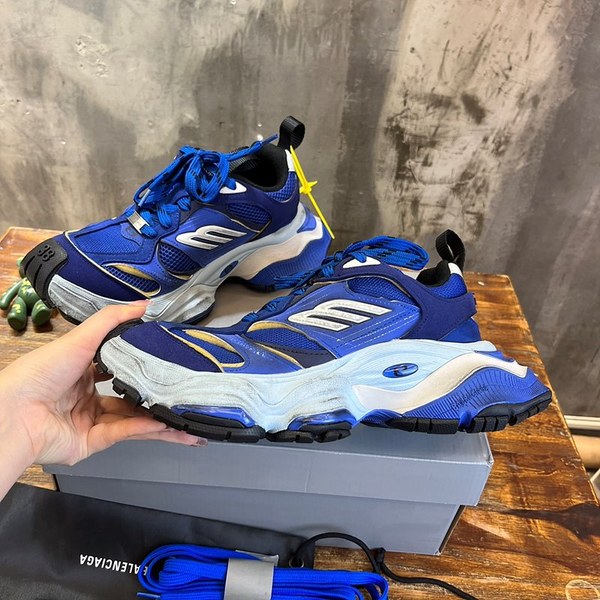 발렌시아가 카고 스니커즈 [매장가180만원대]