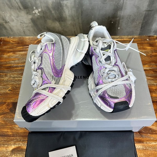 발렌시아가 3XL 스니커즈 [매장가 158만원대]