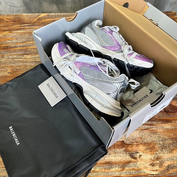 발렌시아가 3XL 스니커즈 [매장가 158만원대]