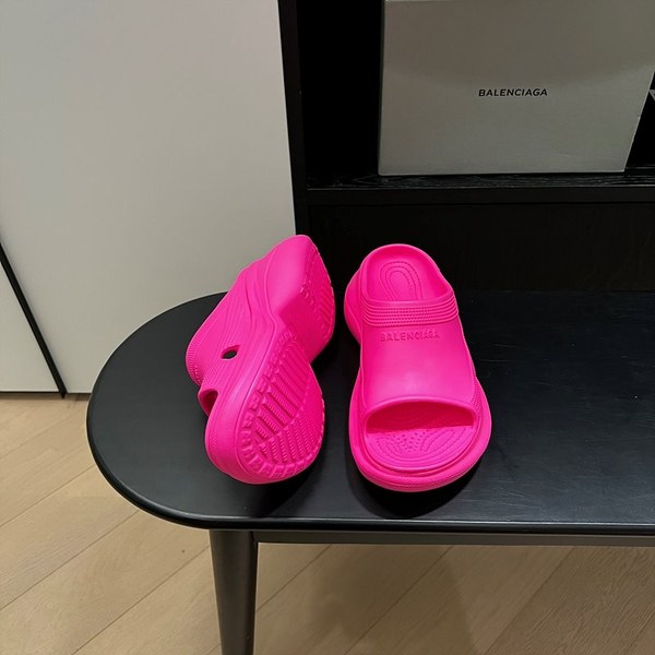 발렌시아가 크록스 슬라이드 뮬 샌들 [매장가 80만원대]