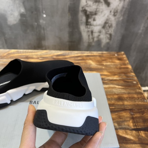 발렌시아가 스피드러너 SPEED 리사이클 니트 뮬 블랙 [매장가140만원대]