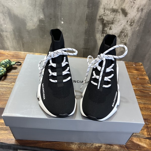 발렌시아가 스피드러너 SPEED LACE-UP 스니커즈 블랙- [매장가140만원대]