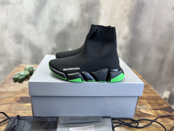 발렌시아가 스피드러너 리사이클드 니트 SPEED 2.0 CLEAR SOLE 스니커즈 블랙 [매장가140만원대]