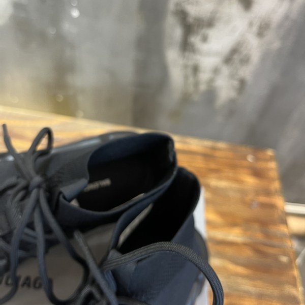 발렌시아가 스피드러너 SPEED LACE-UP 스니커즈 [매장가120만원대]