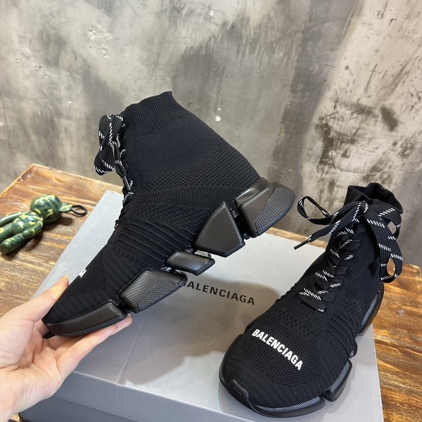 발렌시아가 스피드러너 SPEED 2.0 LACE-UP 리사이클드 니트 트레이너 블랙  [매장가140만원대]