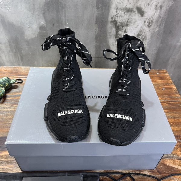 발렌시아가 스피드러너 SPEED 2.0 LACE-UP 리사이클드 니트 트레이너 블랙  [매장가140만원대]