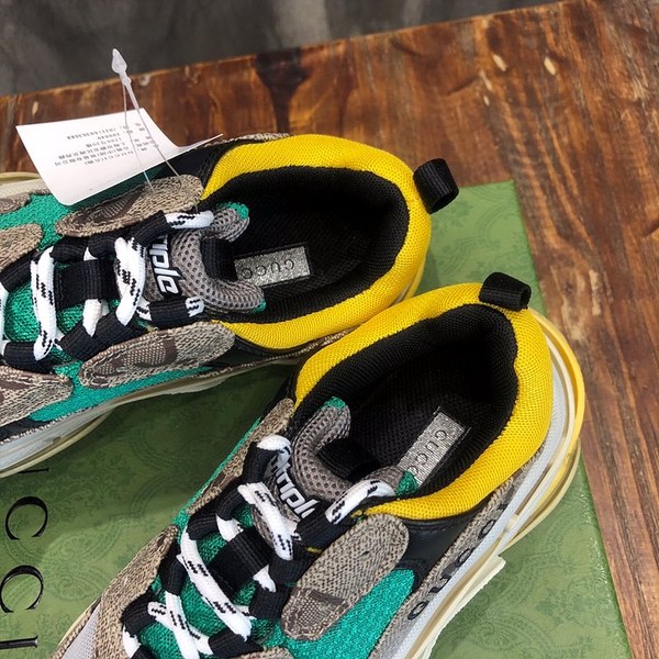 구찌 X 발렌시아가 트리플 S 스니커즈 해커 프로젝트 옐로우 [매장가 170만원대]