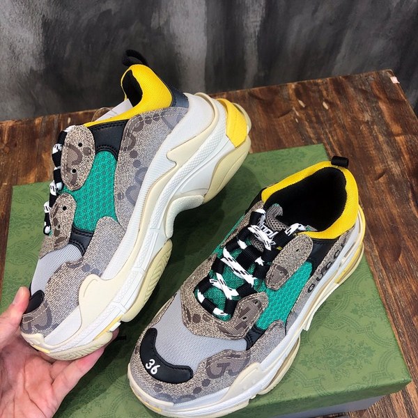 구찌 X 발렌시아가 트리플 S 스니커즈 해커 프로젝트 옐로우 [매장가 170만원대]