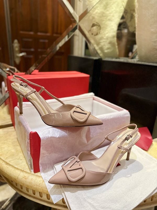 발렌티노 페이던트 가죽 브이로고 시그니처 슬링백 펌프스 80MM [매장가 139만원대]