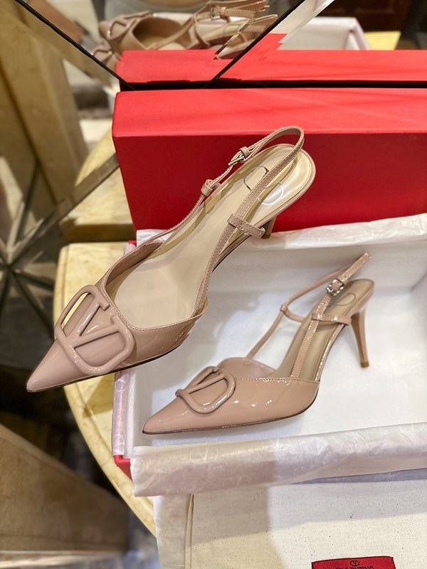 발렌티노 페이던트 가죽 브이로고 시그니처 슬링백 펌프스 80MM [매장가 139만원대]