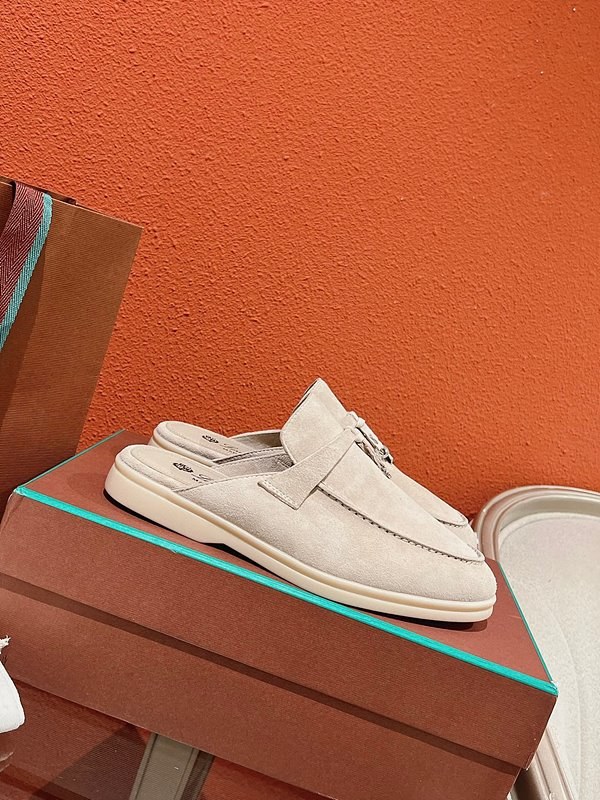 로로피아나 썸머 워크 로퍼 클래식[매장가 300만원대]