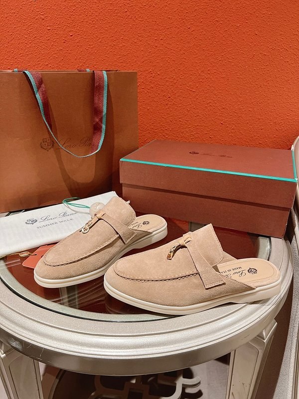 로로피아나 썸머 워크 로퍼 클래식[매장가 300만원대]