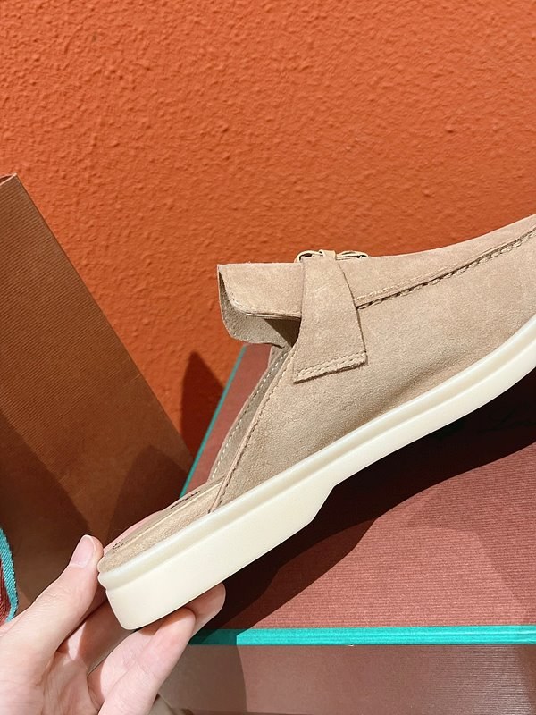 로로피아나 썸머 워크 로퍼 클래식[매장가 300만원대]