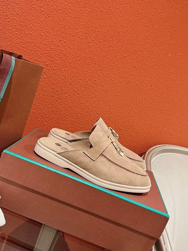 로로피아나 썸머 워크 로퍼 클래식[매장가 300만원대]