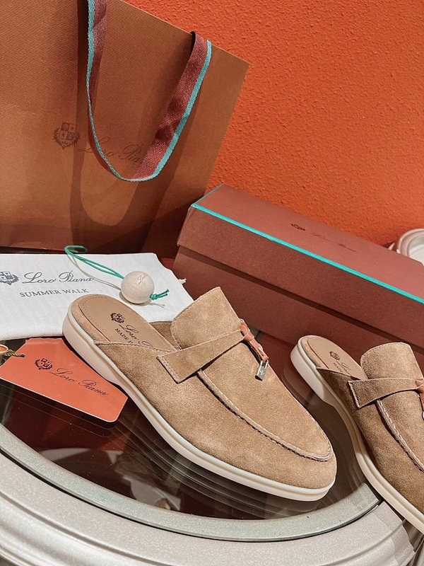 로로피아나 썸머 워크 로퍼 클래식[매장가 300만원대]