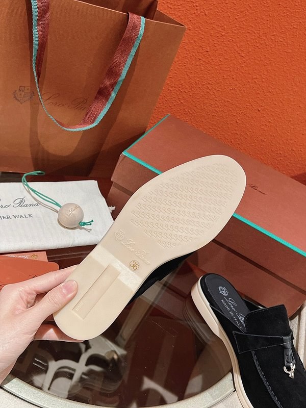 로로피아나 썸머 워크 로퍼 클래식[매장가 300만원대]