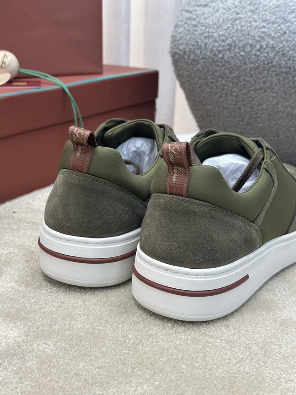 로로피아나 뉴포트 워크 스니커즈 / 카키 [매장가132만원대]