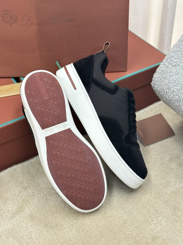 로로피아나 뉴포트 워크 스니커즈 / 블랙 [매장가132만원대]