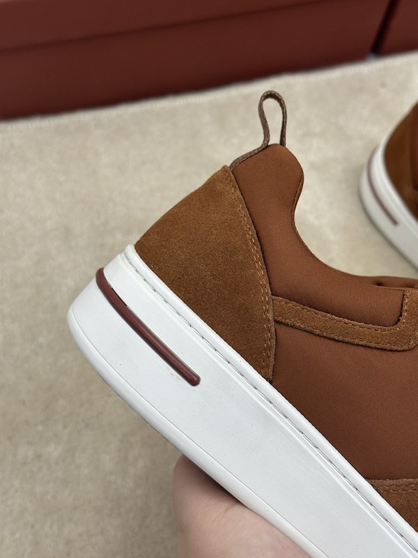 로로피아나 뉴포트 워크 스니커즈 / 브라운 [매장가132만원대]