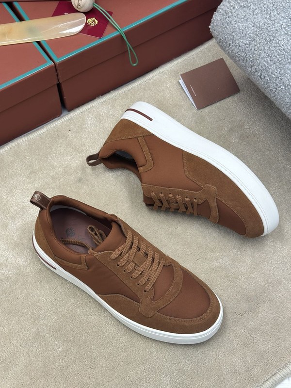 로로피아나 뉴포트 워크 스니커즈 / 브라운 [매장가132만원대]