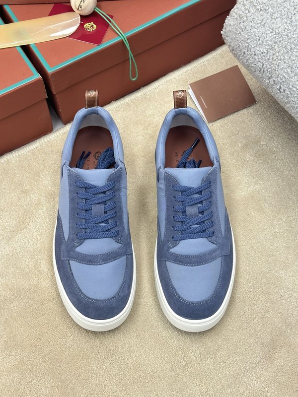 로로피아나 뉴포트 워크 스니커즈 / 라이트블루 [매장가132만원대]