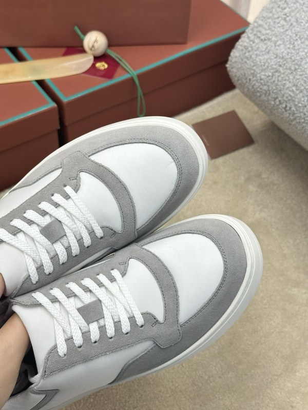 로로피아나 뉴포트 워크 스니커즈 / 그레이 [매장가132만원대]