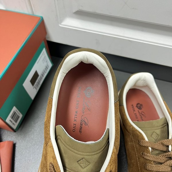 로로피아나 테니스 워크 스니커즈 / 카키 [매장가160만원대]