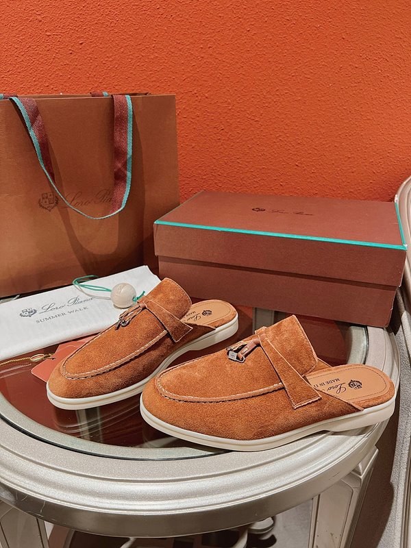 로로피아나 썸머 워크 로퍼 클래식[매장가 300만원대]