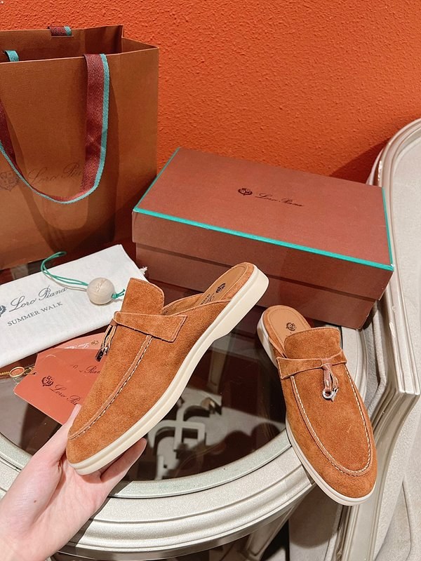 로로피아나 썸머 워크 로퍼 클래식[매장가 300만원대]