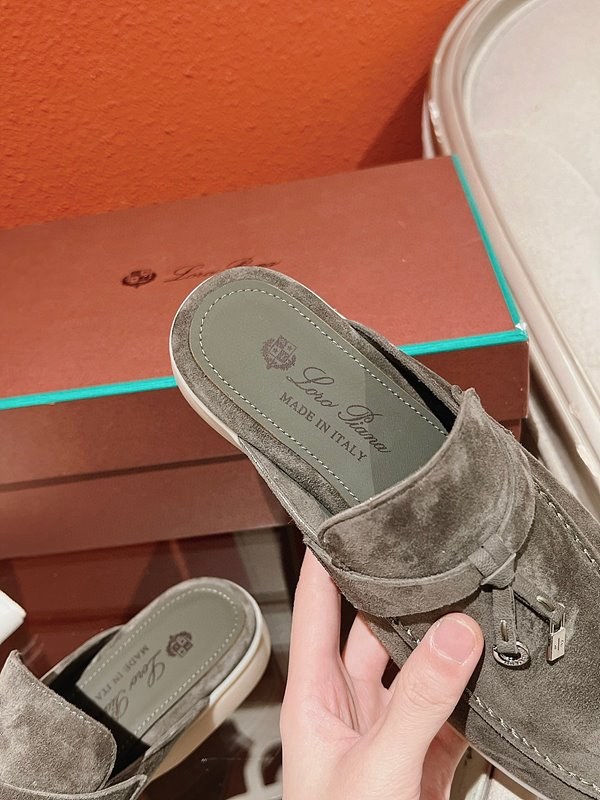 로로피아나 썸머 워크 로퍼 클래식[매장가 300만원대]