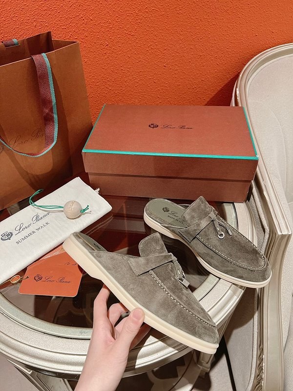 로로피아나 썸머 워크 로퍼 클래식[매장가 300만원대]