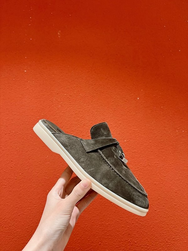 로로피아나 썸머 워크 로퍼 클래식[매장가 300만원대]